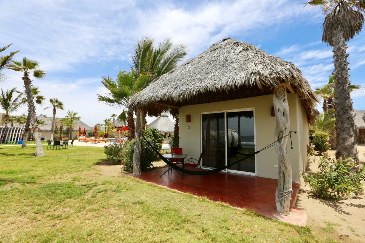 Cerritos Surf Town - Beach Front Property El Pescadero  المظهر الخارجي الصورة